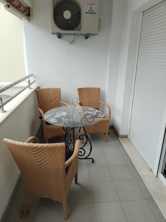 Deluxe Apartment Manuela With Balcony Top Center Split Exterior photo