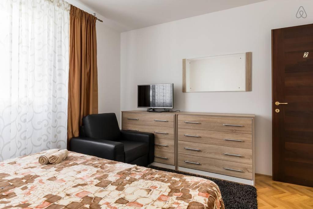 Deluxe Apartment Manuela With Balcony Top Center Split Exterior photo