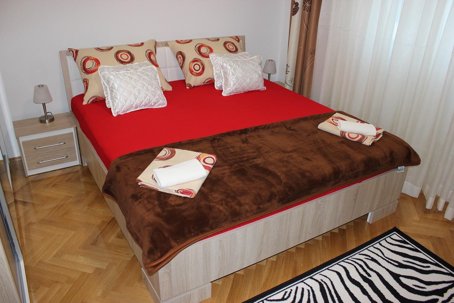 Deluxe Apartment Manuela With Balcony Top Center Split Exterior photo