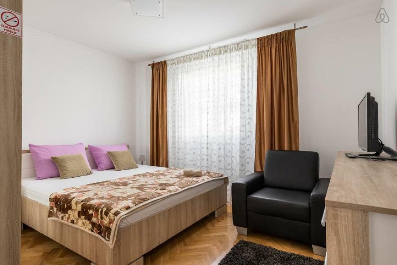Deluxe Apartment Manuela With Balcony Top Center Split Exterior photo